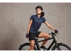 Damen Funktionsshirt, mit praktischer Reißverschlusstasche