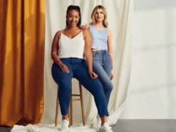Damen Jeans, Straight Fit, mit hoher Leibhöhe