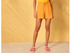 Damen Shorts mit modischer Crinklestruktur
