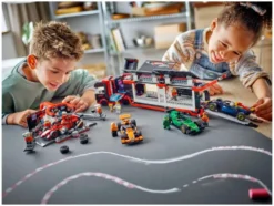 60443 F1® Boxenstopp mit Boxencrew und Ferrari Flitzer