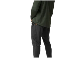 Herren Softshell-Jacke aus 3-lagigem Softshell-Material