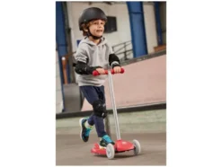 4-in-1 Tri-Scooter, mit Stützrädern