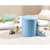 Kinderhocker mit Aufbewahrung, mit Holzfüßen