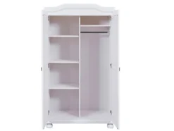 Kleiderschrank im Landhausstil, aus lackiertem Massivholz