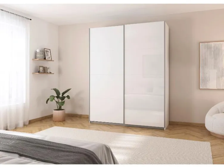 Quadra Schwebetürenschrank mit Glaselementen