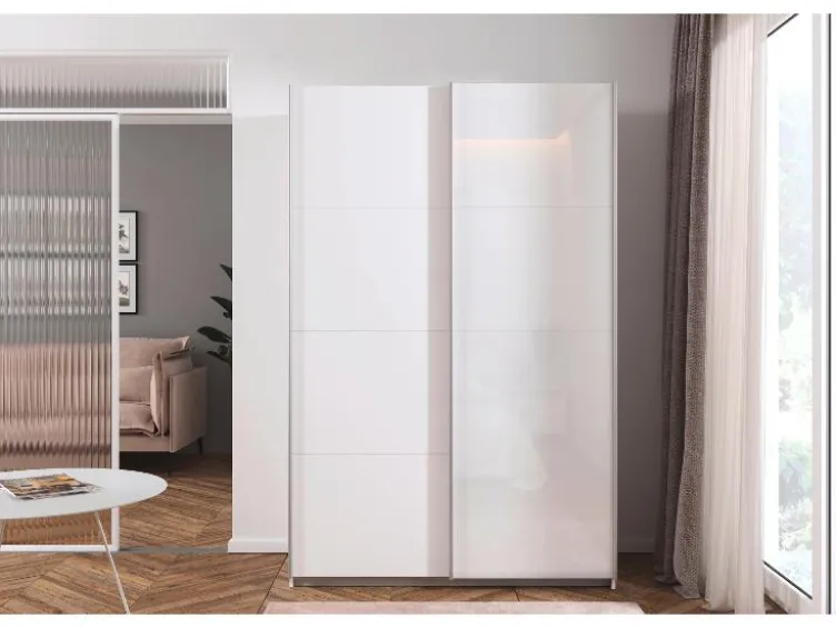Quadra Schwebetürenschrank mit Glaselementen