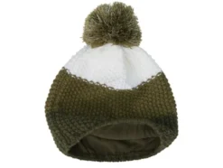 Strickmütze mit reflektierenden Deko-Elementen