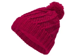 Strickmütze mit reflektierenden Deko-Elementen