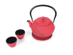 Teeservice aus Gusseisen