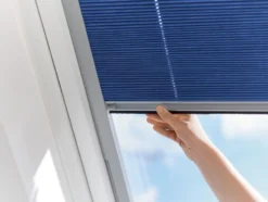 Thermo Plissee, für Dachfenster, B 97,4 x H 75-118 cm