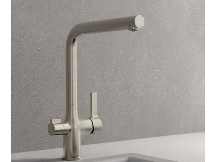 Trinkwasser-Armatur »AQUASTAR PRO« mit Filtersystem gegen Kalkrückstände und Schwermetalle